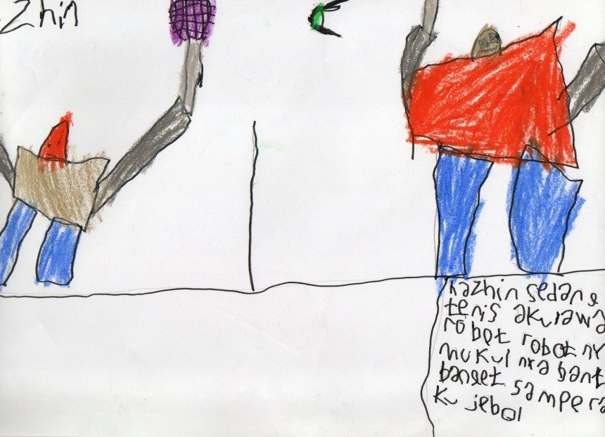 hazhin sedang main tenis